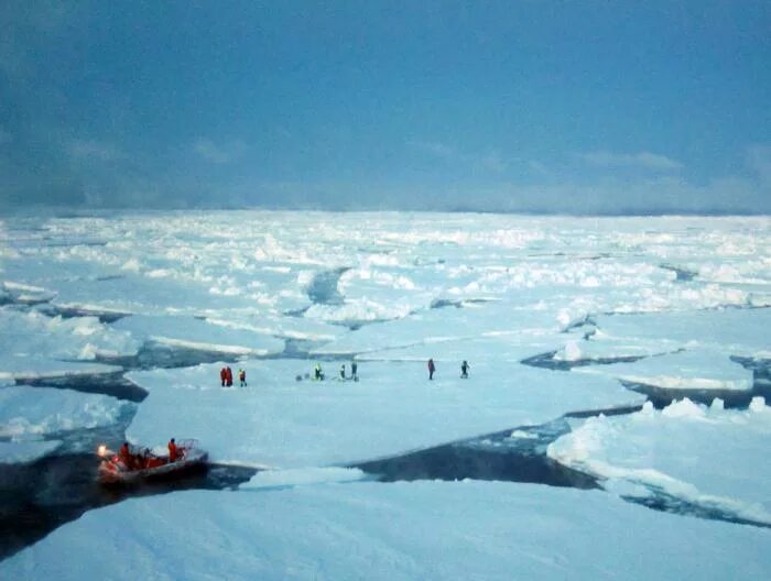 Река бассейна восточно сибирского моря. Восточно Сибирское море. Восточно-Сибирском мор. Восточно Сибирское море Акватория. Восточно Сибирское море ледовитость.