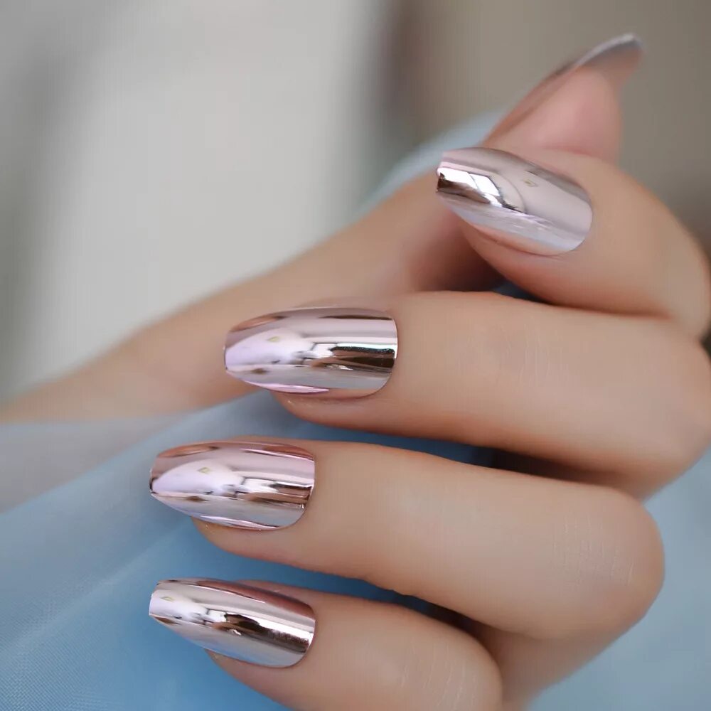 Втирка на прозрачную базу. Втирка mirror silver 2010#. зеркальная втирка металлик. зеркальный маникюр. ногти маникюр зеркальный.