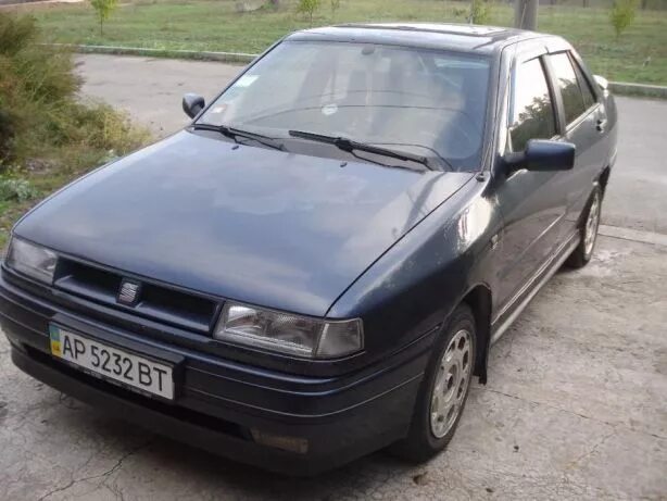 Сеат толедо 1992. Сеат толедо, 1992 год. Seat toledo 1992. Сеат толедо фото 1992. Seat toledo i 1992.