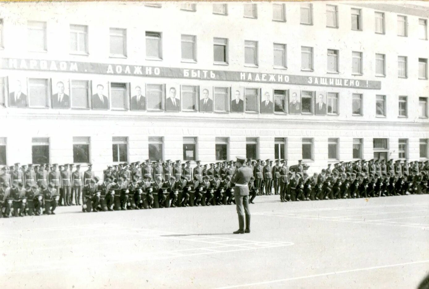 Кирова. Ленинградское ленпех выпуск 1941. 3-е ленинградское артиллерийское училище. Ленпех выпуск 1976 года китов. Ленпех-лучше всех.