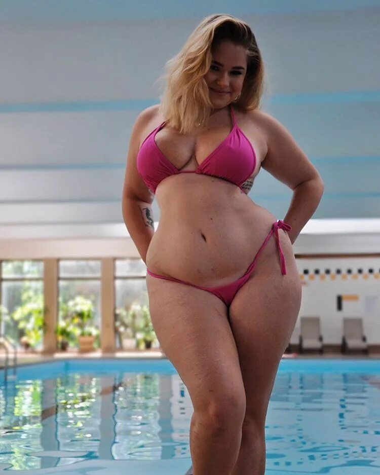 Big curvy blonde. Эбигейл Гершон. Abigail Gershon - модель плюс-сайз,. Эбигейл Гершон Plus Size. Эбигейл Гершон модель плюс сайз.