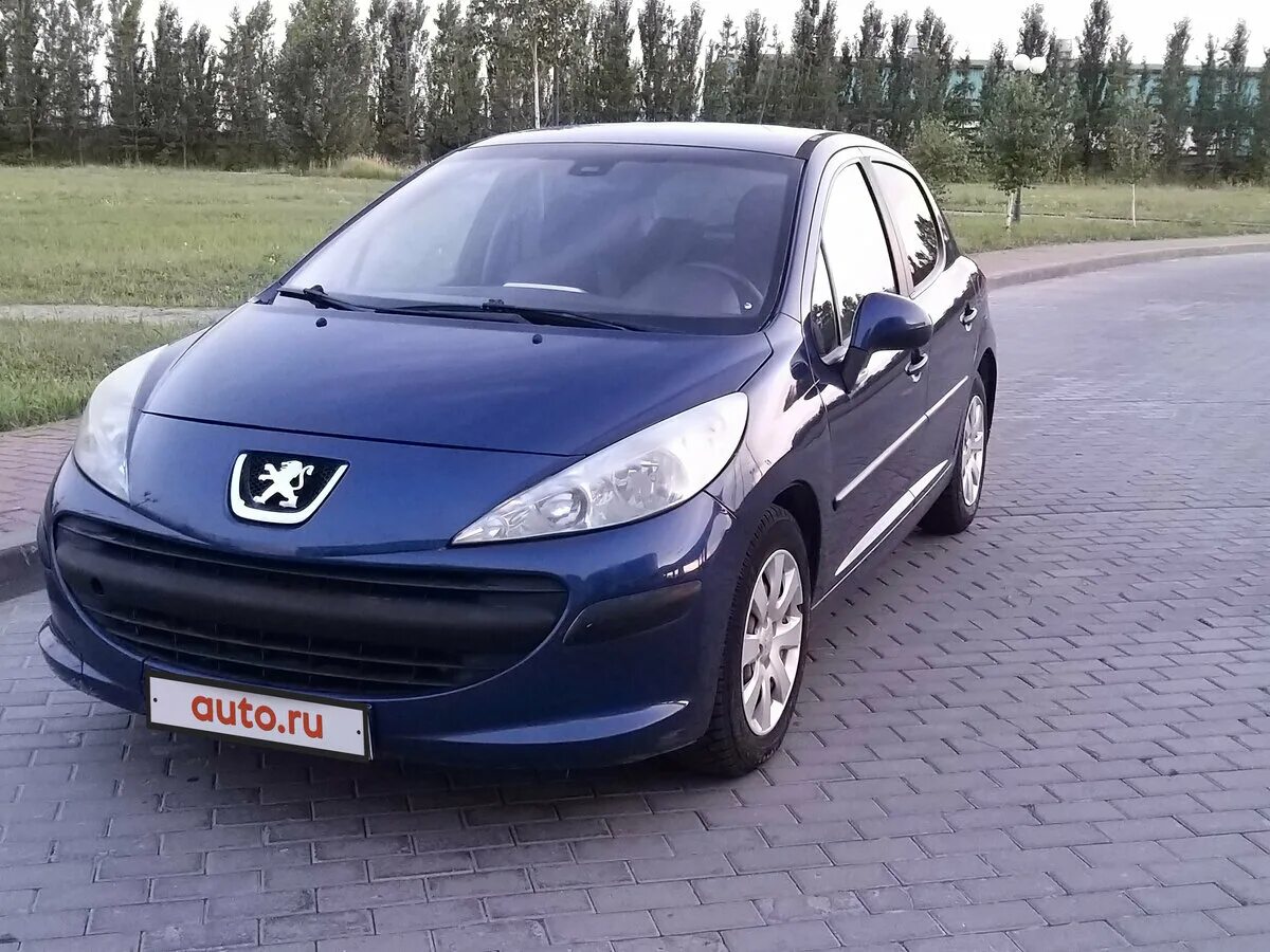 Пежо подержанные автомобили. Пежо 207 темно зеленая. 6 at, 2008. Пежо 308 2008 красный. Пежо за 500 тысяч.