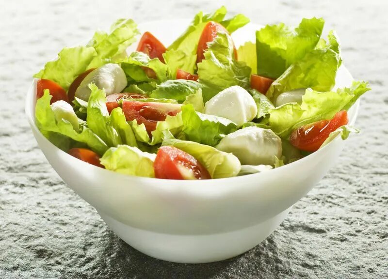 Овощной салат витамины. Салаты. Салат свежий. Салат овощ. Овощной салат салат.