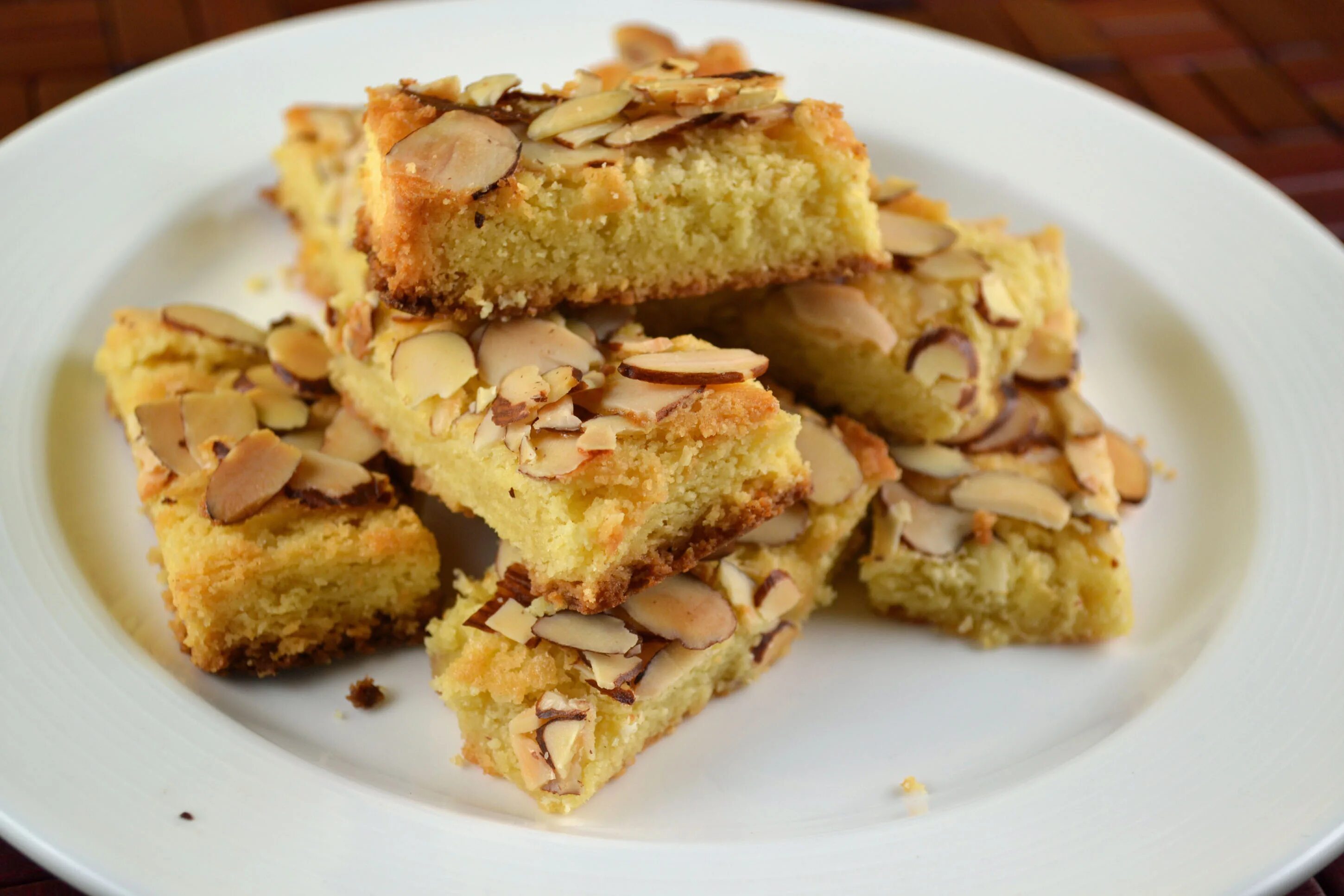 цыганский пирог с творогом. сывьяко цыганский пирог. торт цыганочка с грецкими орехами. твин пикс пирог с вишней. цыганский пирог с творогом.