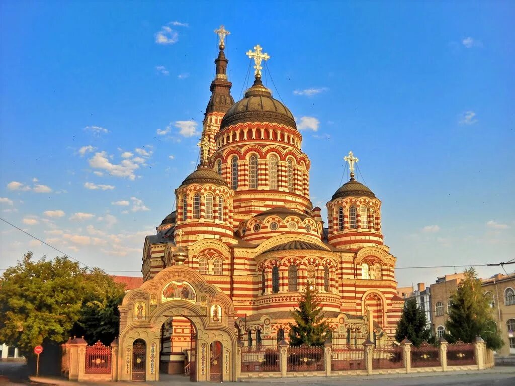 Харьков храмов. Благовещенская церковь харьков.