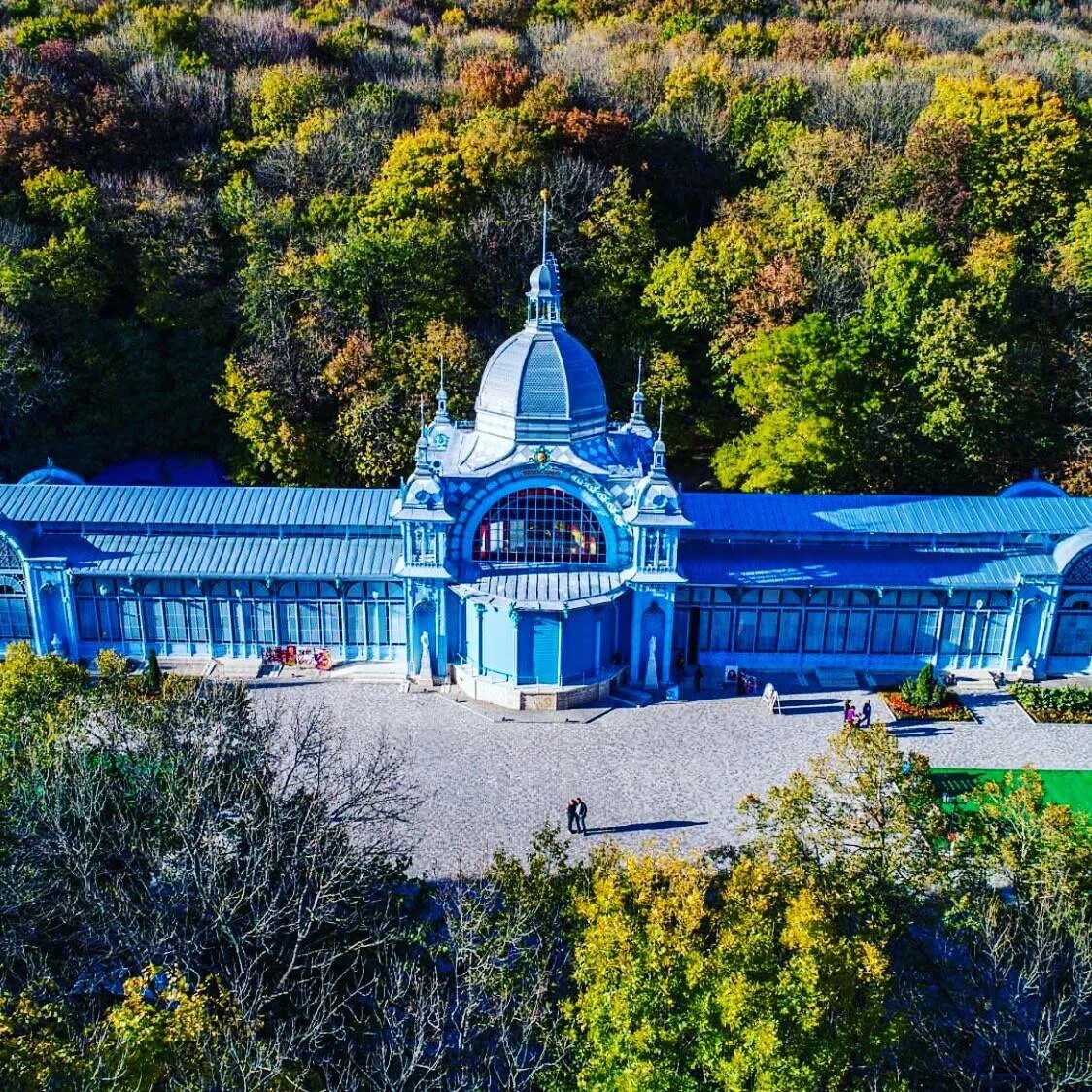 Погода в железноводске ставропольского. Пушкинская галерея Железноводск. Железноводск дворец Пушкинская галерея. Железноводск достопримечательности Пушкинская галерея. Железноводск парк галерея.