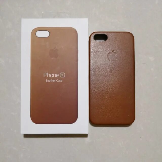 Купить se оригинал. Apple iphone se 2020/7/8 Leather Case Black. Iphone 13 Mini Original Apple Leather Case Brown. Iphone se Leather Case. Apple Leather Case потертости.