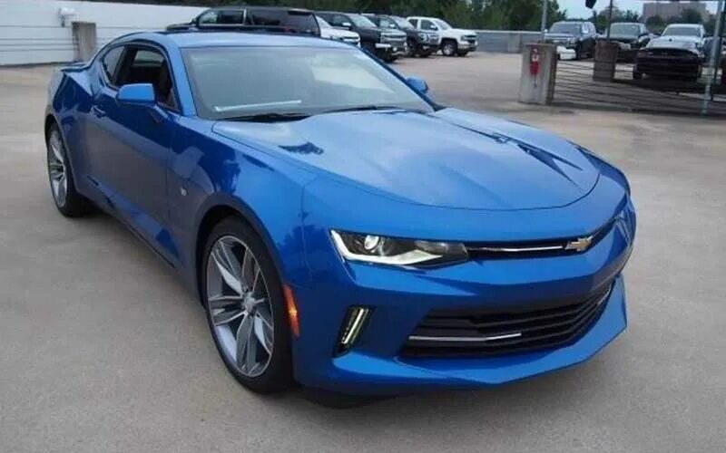 Машина 2017 года купить. Chevrolet Camaro 2017. Шевроле Камаро 2017 года. Шевроле Камаро 666. Chevrolet Camaro 2011 темно синий.