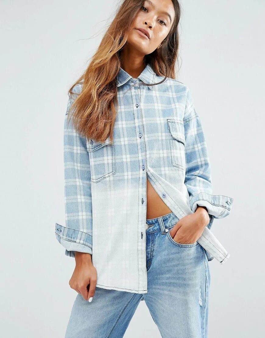 Джинсовая рубашка оверсайз. Рубашка boyfriend oversize. рубашка в клетку женская. рубашка оверсайз женская. рубашка в клетку женская оверсайз.