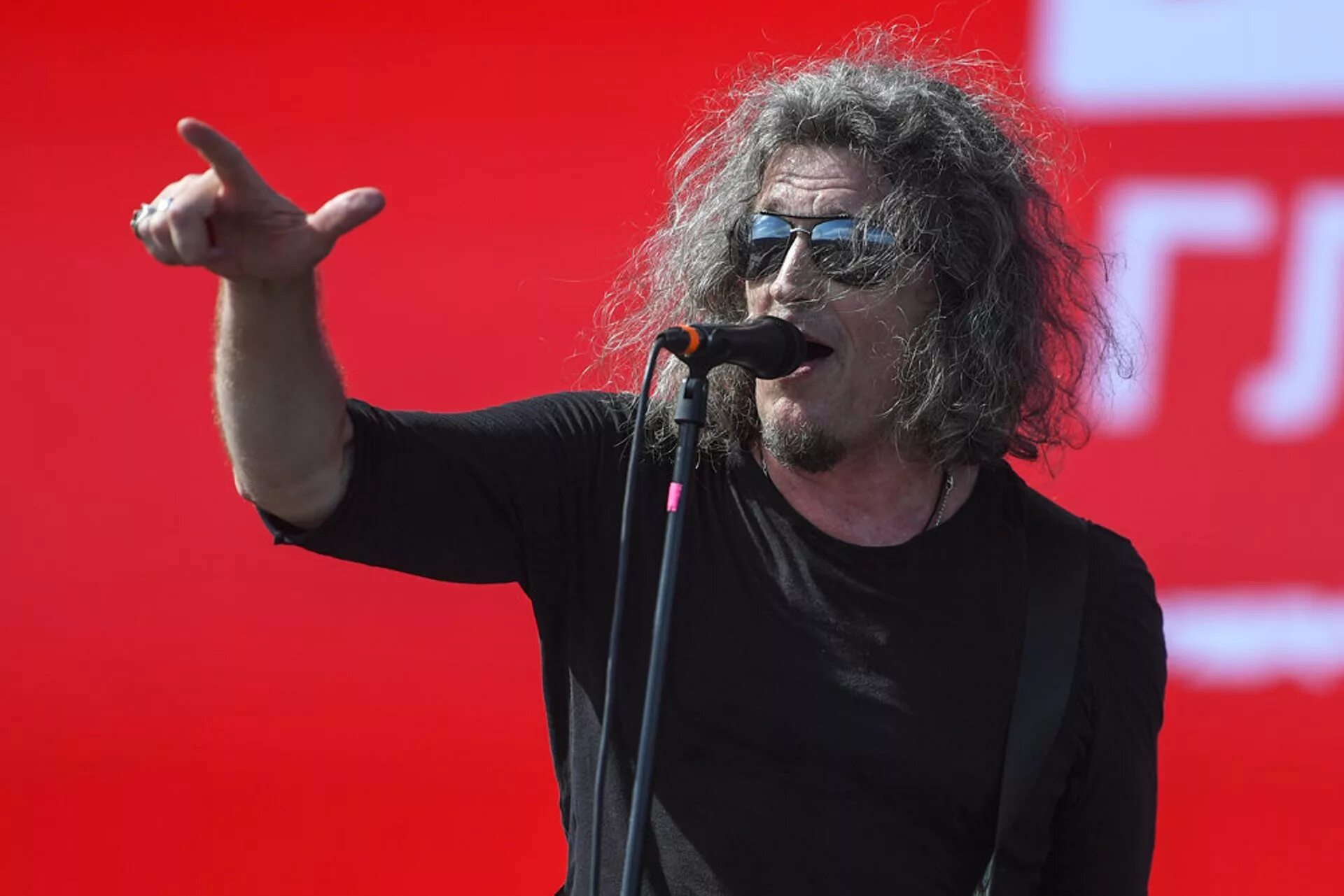 Серьга певец. Серьга певец. Серьга певец. Серьга певец. Серьга певец.