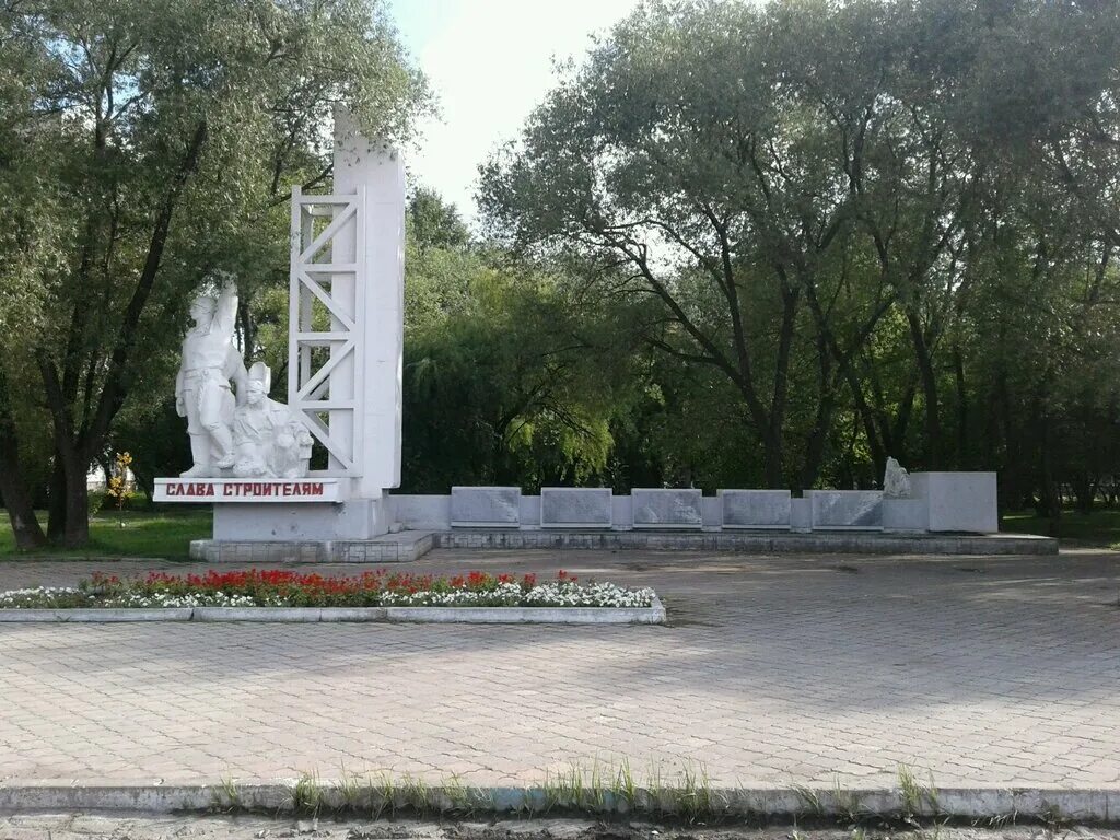 Строительный магазин на носова нижний тагил. Сбербанк нижний тагил вагонка. Леруа мерлен новосибирск ватутина. Памятник строителям нижний тагил. Нижний тагил свердловская область вагонка.