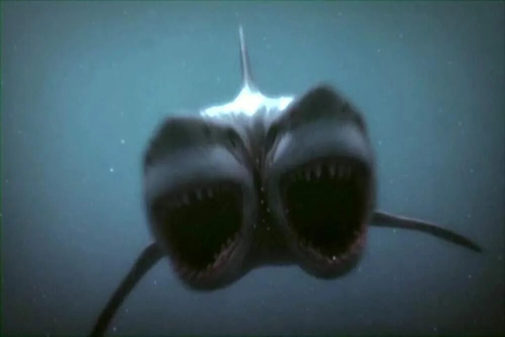 Угроза из глубины 2012. Угроза из глубины 2 атака трёхголовой акулы. Угроза из глубины атака двухголовой акулы.