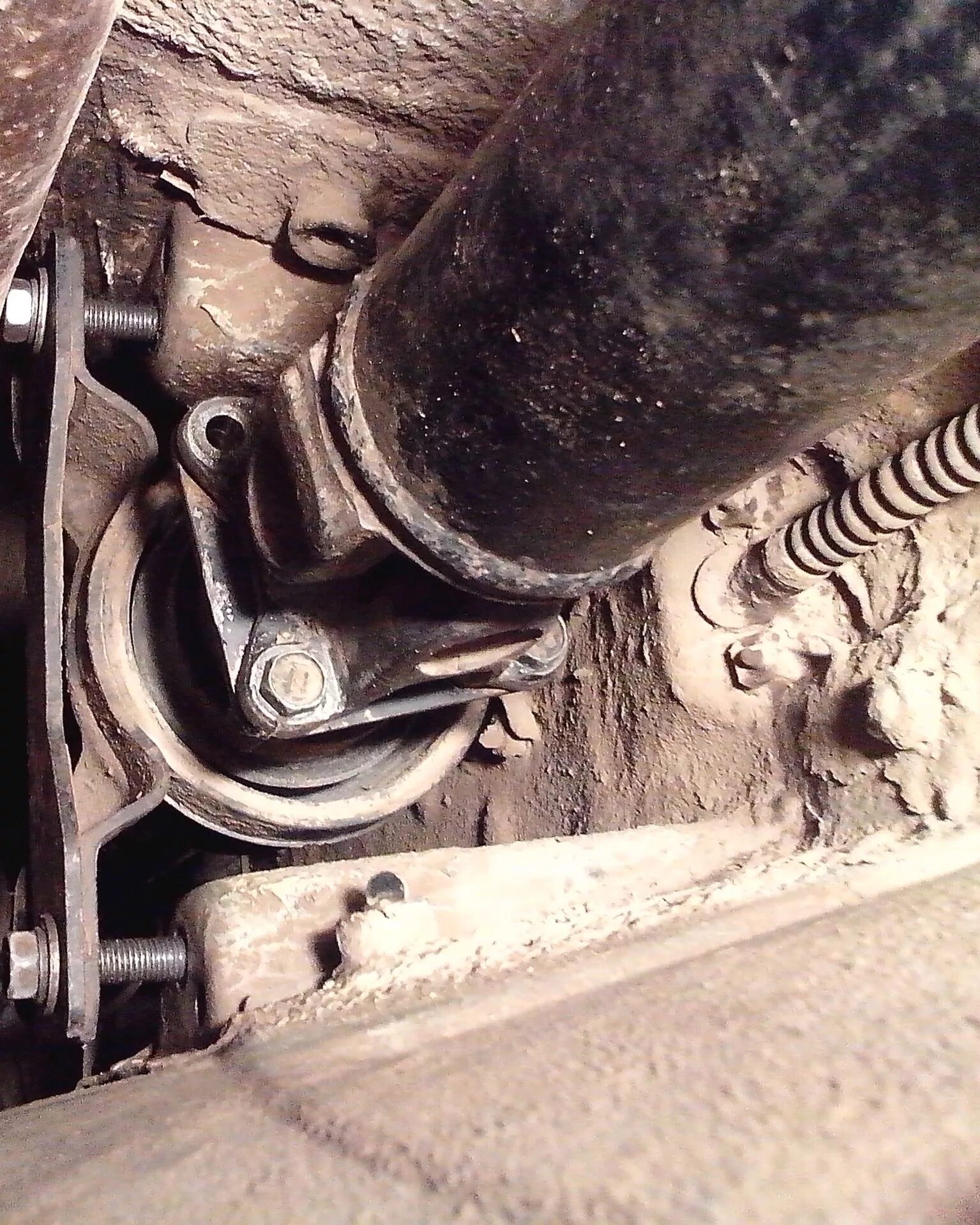 Вибрация при 90 км в час ваз 2114. Тойота рав 4 гул сзади. Идет вибрация по салону. Идет вибрация по салону. Вибрация при разгоне киа сид 2008 года от 80 до 100.