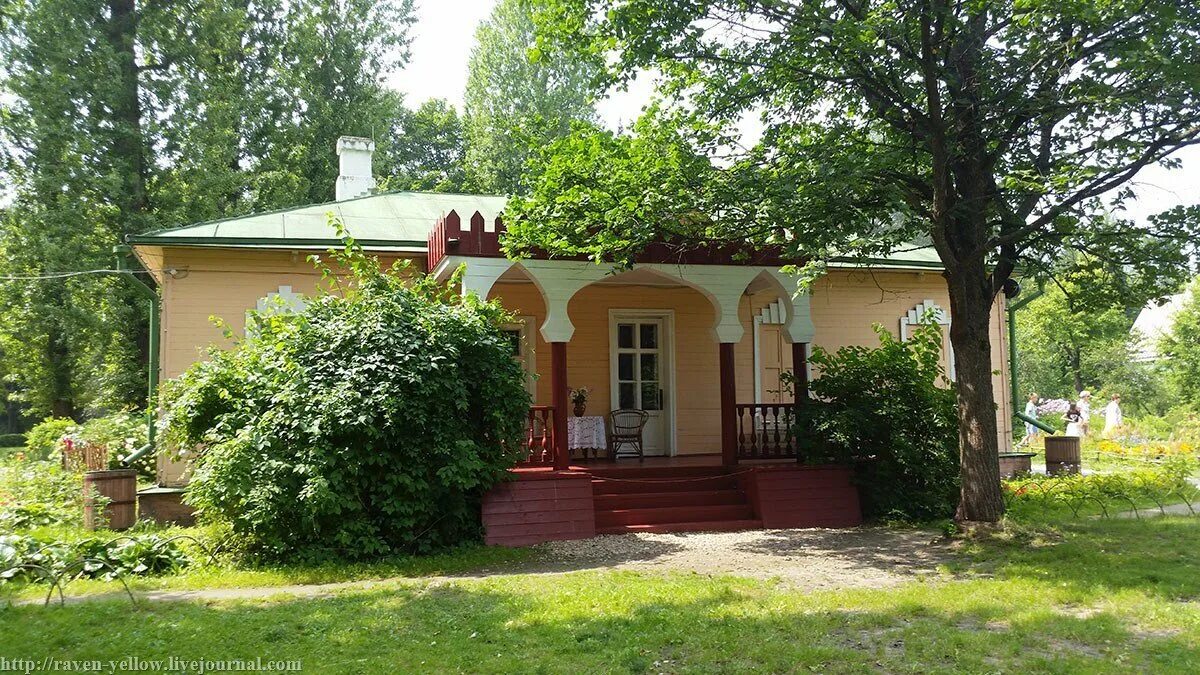 Дом чехова в мелихово фото