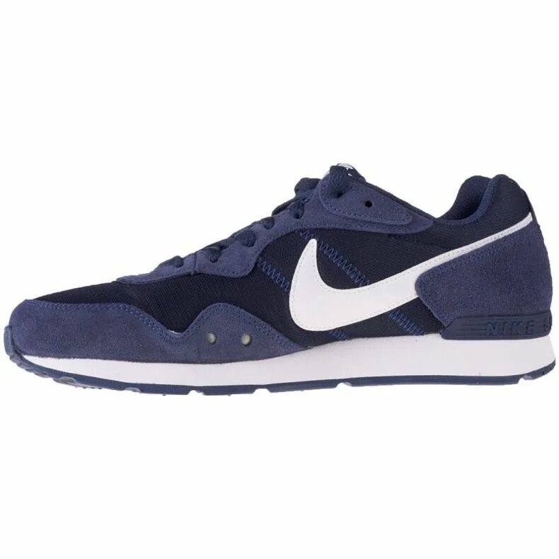 Running venture. Кроссовки nike venture runner ck2944-002. nike ck2944-400 venture runner кроссовки. nike venture runner мужские. кроссовки nike venture runner suede.