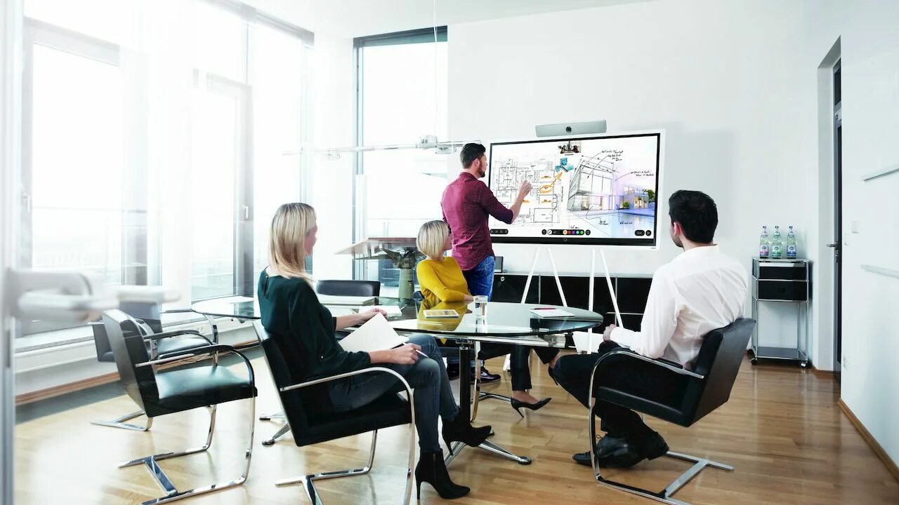 Рабочий формат. Инженер строитель. Строитель без фона. Рабочий формат. Строитель на белом фоне.