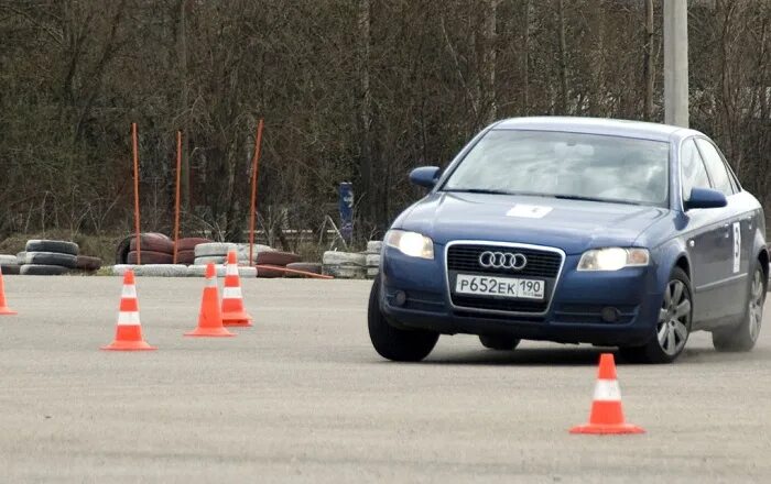 Защитное вождение автомобиля. Защитное контраварийное вождение. Экстремальное вождение. Принципы защитного вождения. Защитный вождения ответы