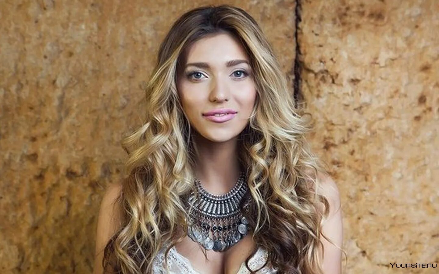 Ведущие орла и решки девушки
