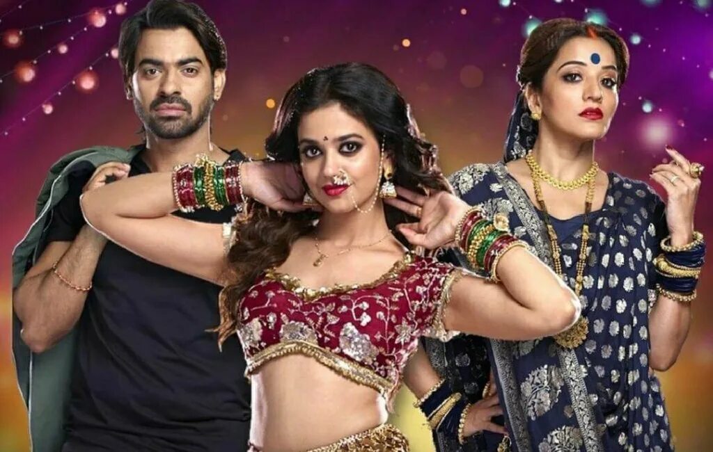 Сол любовь индийский русский. Индийский фильм кхуши и арнав. Зейн и алия. Индийская любовь. Meri durga сериал.