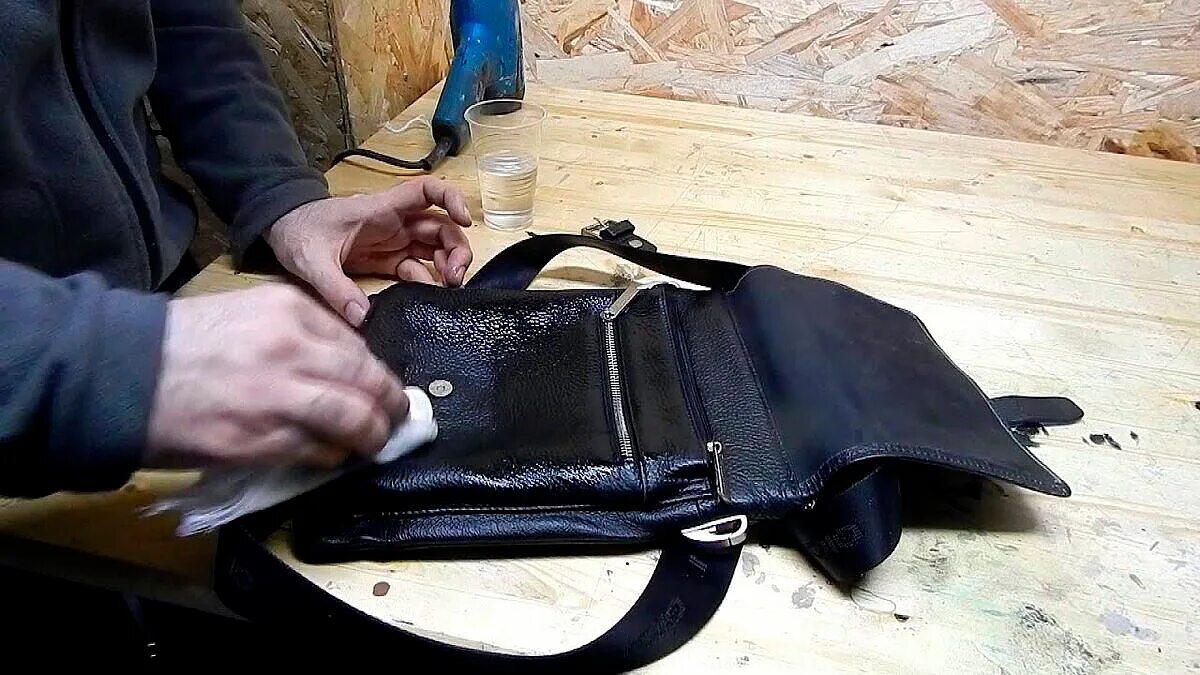 Можно покрасить кожаную сумку. Кожаные изделия. перекраска кожаной сумки. починить сумку. покрасить кожаную сумку.