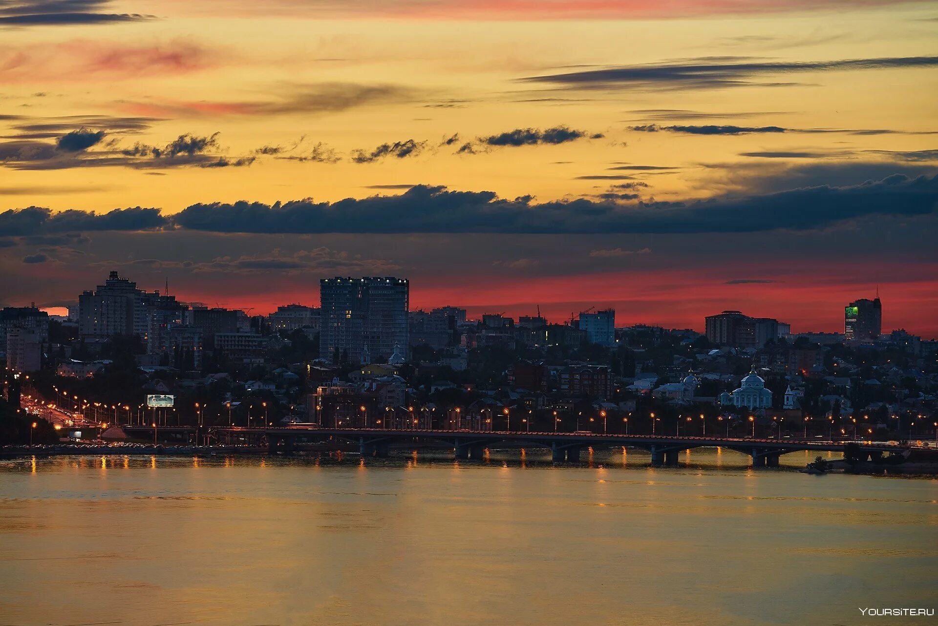 Закат воронеж. Воронеж эстетика города. Закат воронеж. Вид на закат воронеж. Закат воронеж динамо.