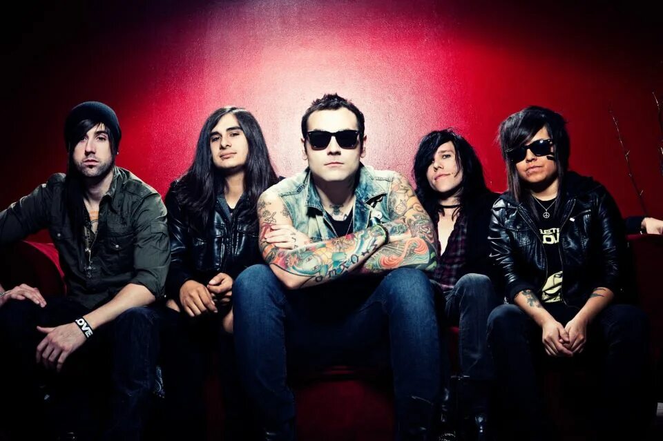 Escape the heat. Modern Day Escape. The New Life группа Modern Day James. Escape the Day Band Modern Day James группа Mod. Escape the Day Band the New Life группа Modern Day James Day.