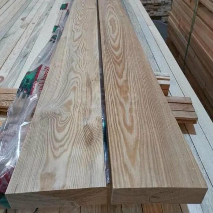 Доска 50х200 лиственница. Доска строганная 50 150. Строганный лиственница. Доска лиственница 50х200х6000. Строганный лиственница.