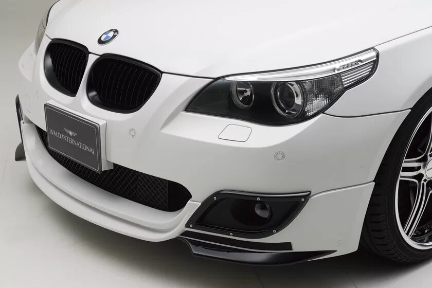 BMW e60 Wald. БМВ е60 в м обвесе. BMW e60 обвес. Е60 м обвес. Обвес е60