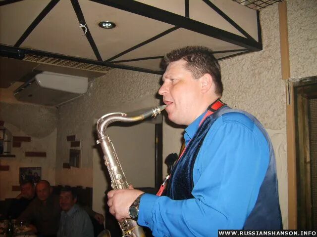 Кружалин саксофон. Кружалин саксофон. Кружалин саксофон. Кружалин саксофон. Саксофон и кружалин.