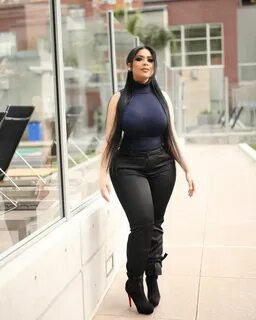 Big curvy