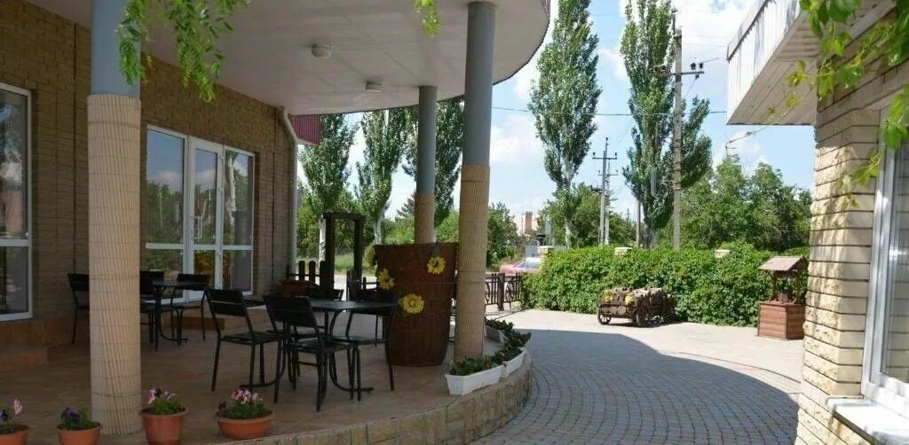 Сеновал таганрог отзывы. Гостиница сеновал таганрог фото. Сеновал таганрог отзывы. Таганрог ул дзержинского гостиница. Гостиница сеновал.