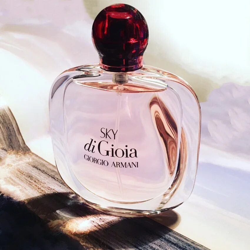 Giorgio armani acqua di gioia 30 мл. Армани духи скай аква. Аир джорджио армани женские. Парфюмерная вода armani sky di gioia. Джорджио армани духи женские air.