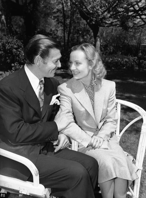 Кэрол ломбард гейбл. Clark gable carole. кэрол ломбард и кларк. жена кларка гейбла кэрол ломбард. кларк гейбл и ломбард.