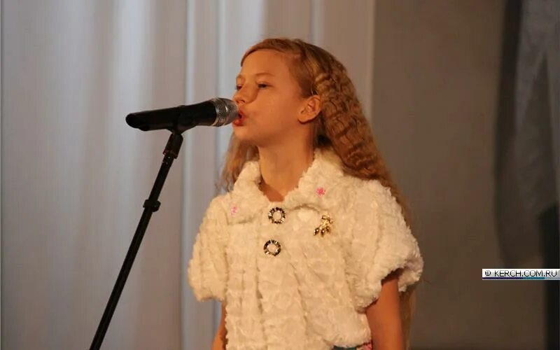 керченские дети. еда в детском доме.