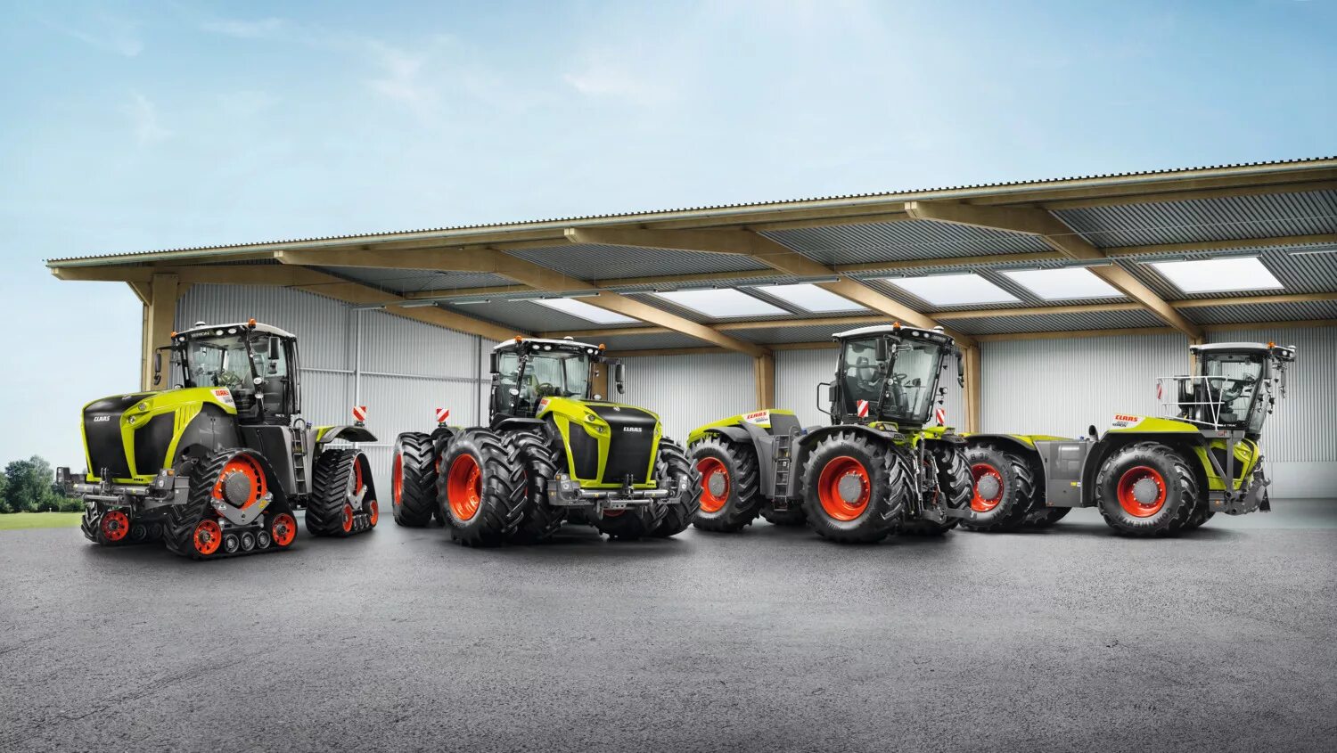 Claas xerion. Трактор claas xerion. трактор класс херион 5000. claas xerion 5000 trac. claas xerion 5000 кабина.
