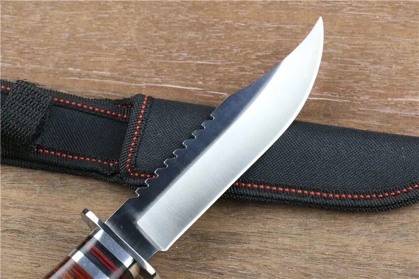 Купить нож отзывы. Нож Pirat XL-015n для выживания. Нож выживальщика Tramontina. Нож фултанг паракорд. Нож Pirat 440 Steel на клинке черепа, рукоять - паракорд.