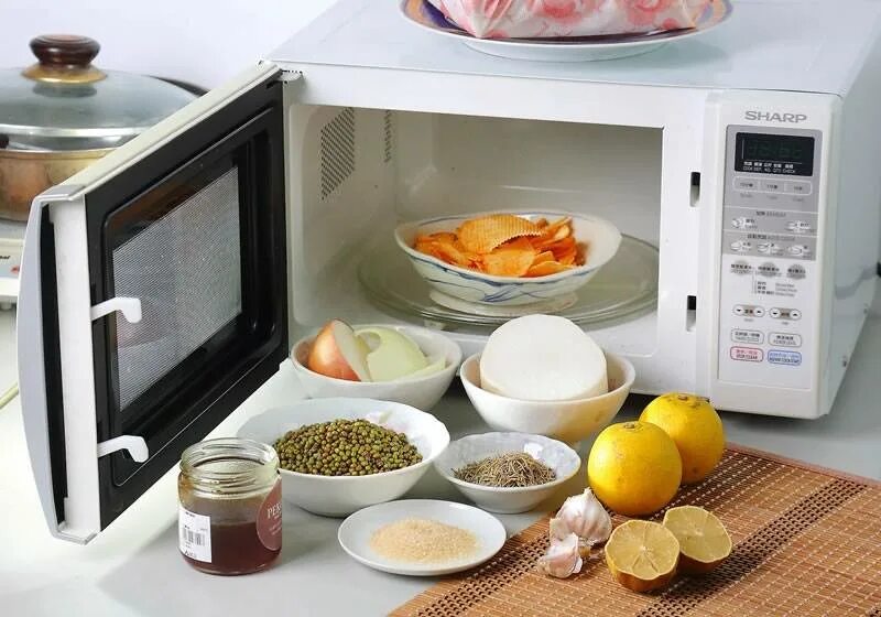 Микроволновая печь Hauslich MW 7202s. Микроволновая печь Microwave Oven. Микроволновая печь Qilive 5645. Микроволновая печь 2535гиш. Можно открыть микроволновку