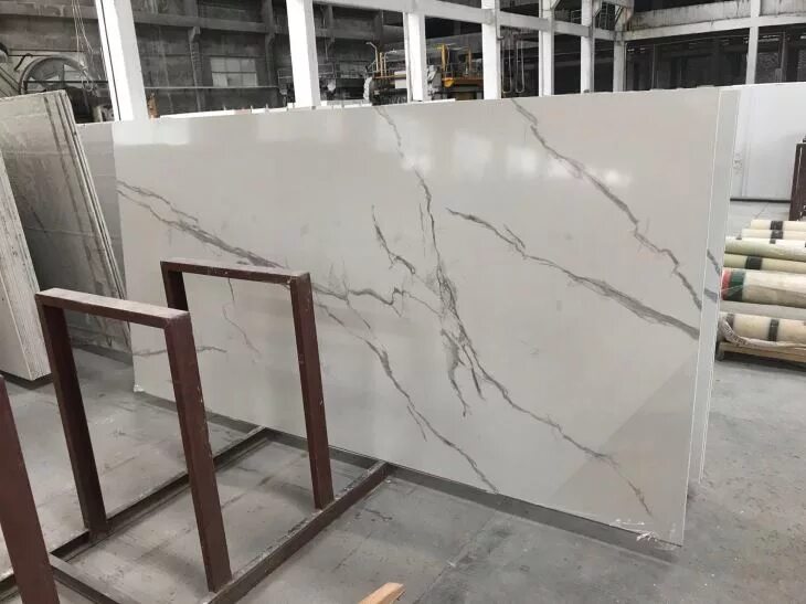 Стеновые панели из мрамора. Мраморные панели для стен. Мрамор белый 3027 столешница. Столешница союз мрамор белый 3027. Панель мрамор.