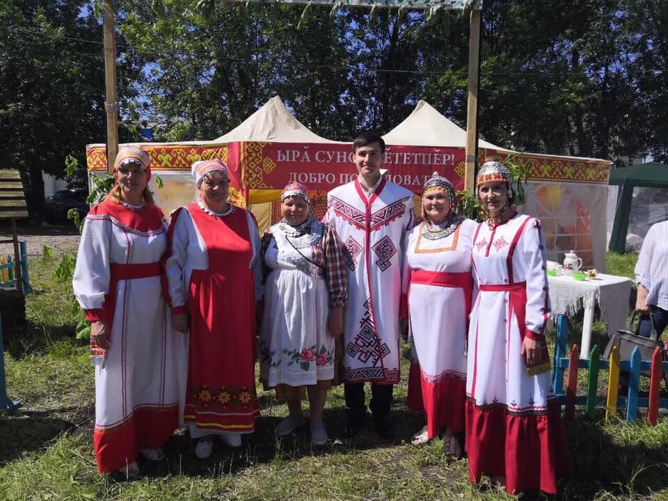 Фото акатуй чувашский праздник. Чувашский акатуй. Акатуй в ульяновске 2024. Акатуй в ульяновске 2024. Национальные традиции чувашии акатуй.