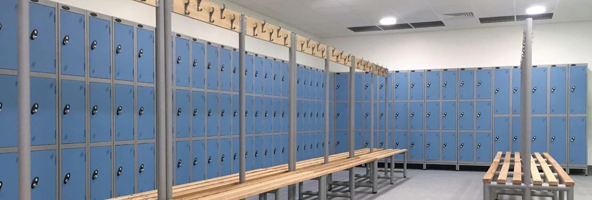 Открой 3 ячейку. Локкер. Locker Plus модуль. Locker а гардеробах. Red Lockers, Казань.