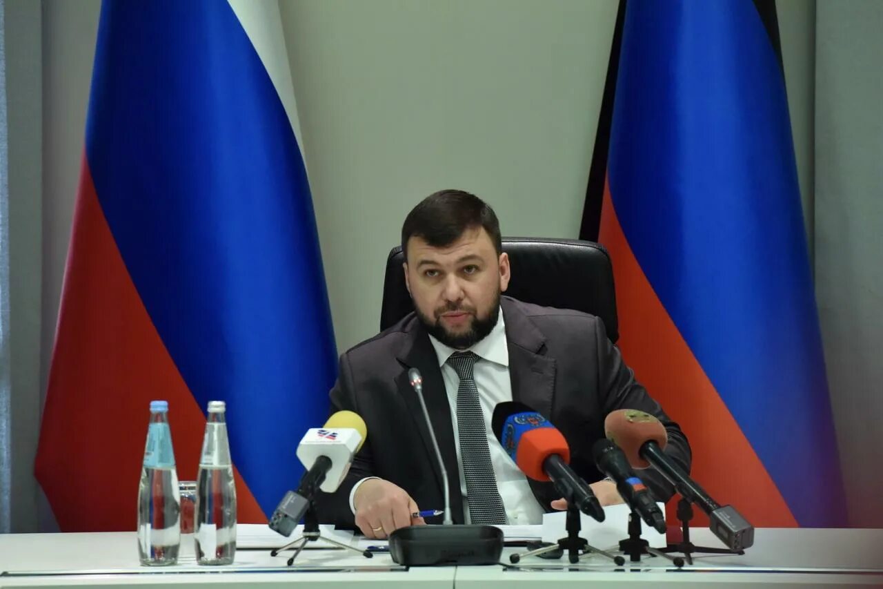 Донецкая народная республика руководитель. Донецкая народная республика руководитель. Пушилин 2022. Донецкая народная республика руководитель. Пушилин 2021.