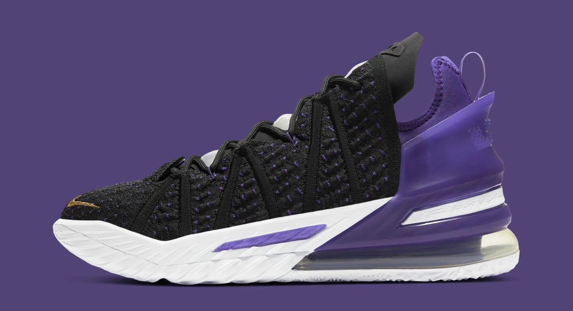 Кроссовки найк Леброн 18. Nike LEBRON 18 Lakers. Nike LEBRON XVIII. Nike кроссовки LEBRON 18. Найк 18