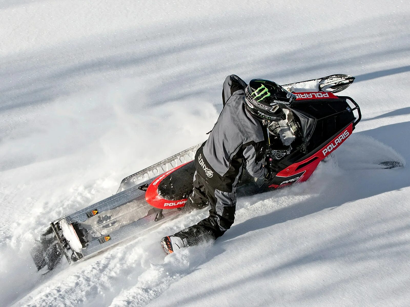 Snowmobile ru форум. Polaris 850 RMK Matrix Slash. Polaris 850 RMK Khaos Matrix Slash 155 снегоход. Снегоход горный Поларис РМК. Брызговик на Polaris Pro RMK.