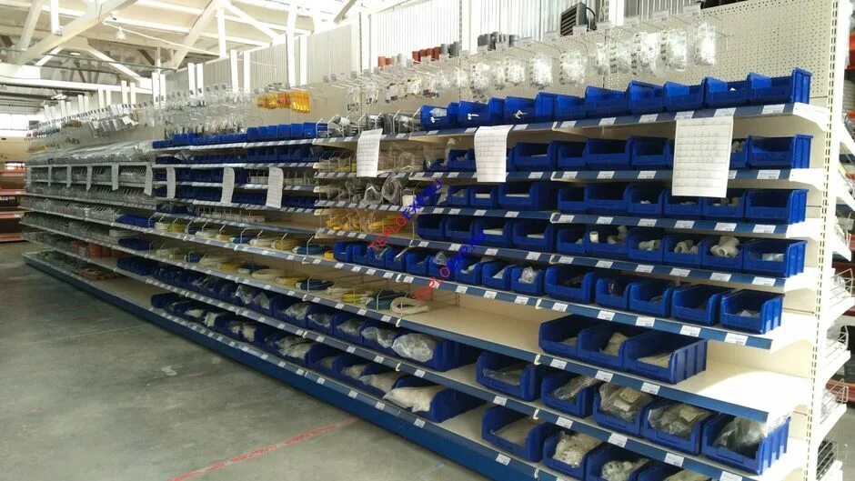 Сантехник склад. Сантехник склад. Инженерная сантехника магазин. Сантехник склад. Магазин отопительного оборудования.