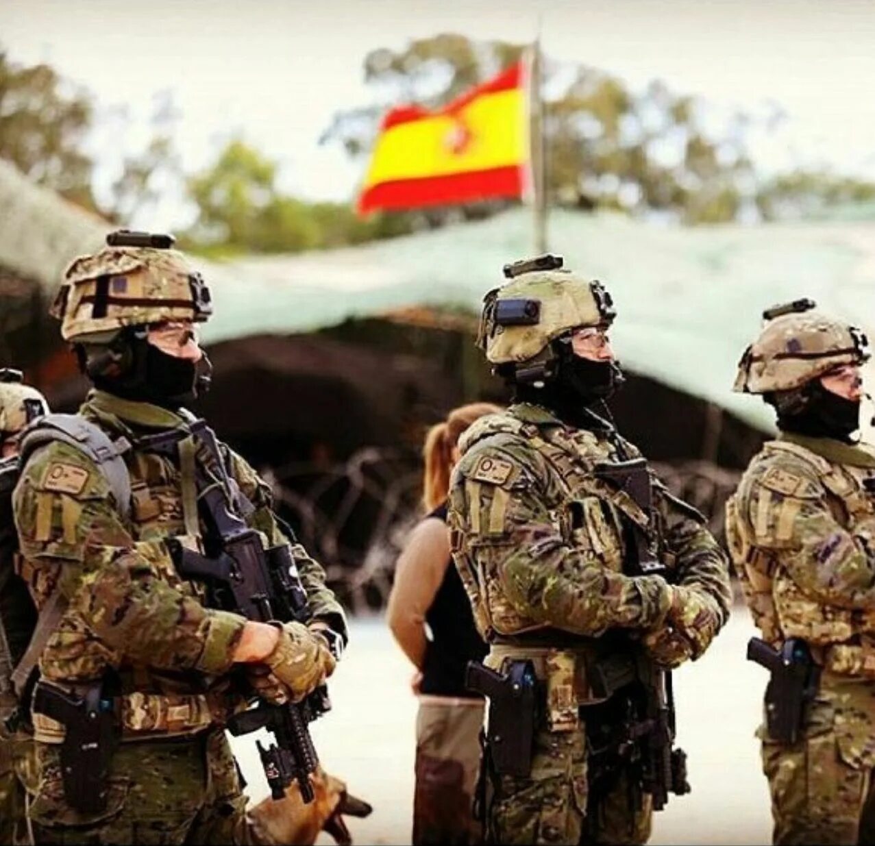 Иракская армия пешмерга курдистан. E military. E military. E military. Хорватская армия.