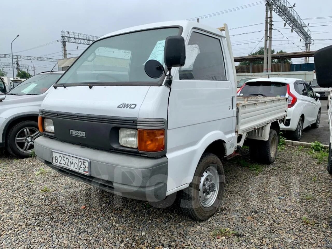 Mazda Bongo бортовой, 1995. Мини Грузовики Мазда Амурская обл.. Мазда грузовик во Владивостоке. Mazda Bongo 1995 года фото.