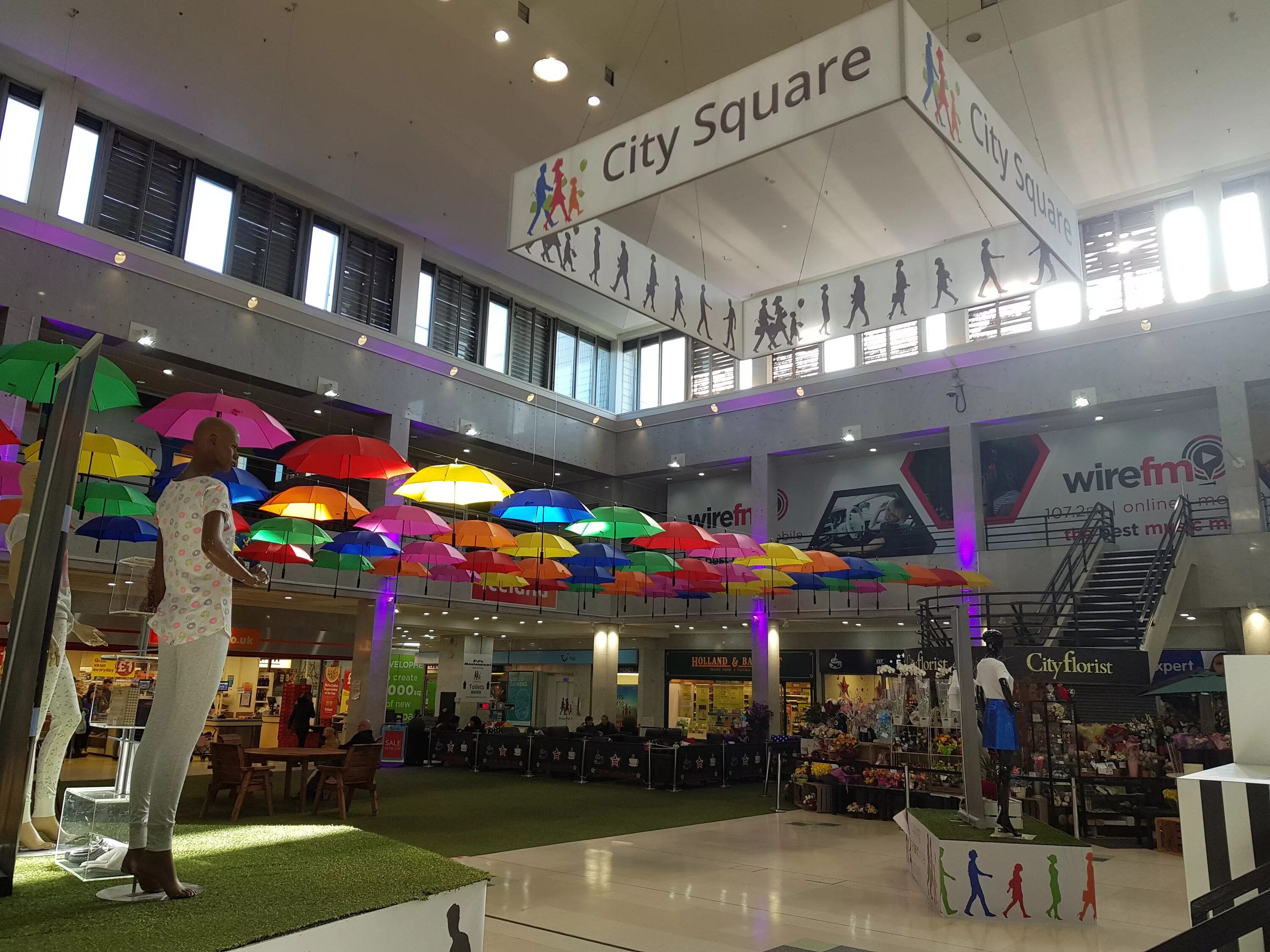 Bursa City Square торговый центр. Атлантик Сити торговый центр Санкт-Петербург. City shopping Arcade Перт. Sandtion City shopping Centre.