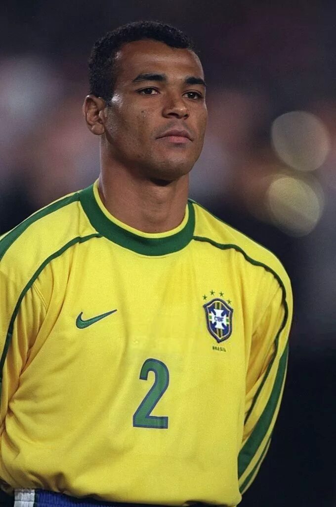 Cafú's son dies after suffering a heart attack while playing a game with the fam
