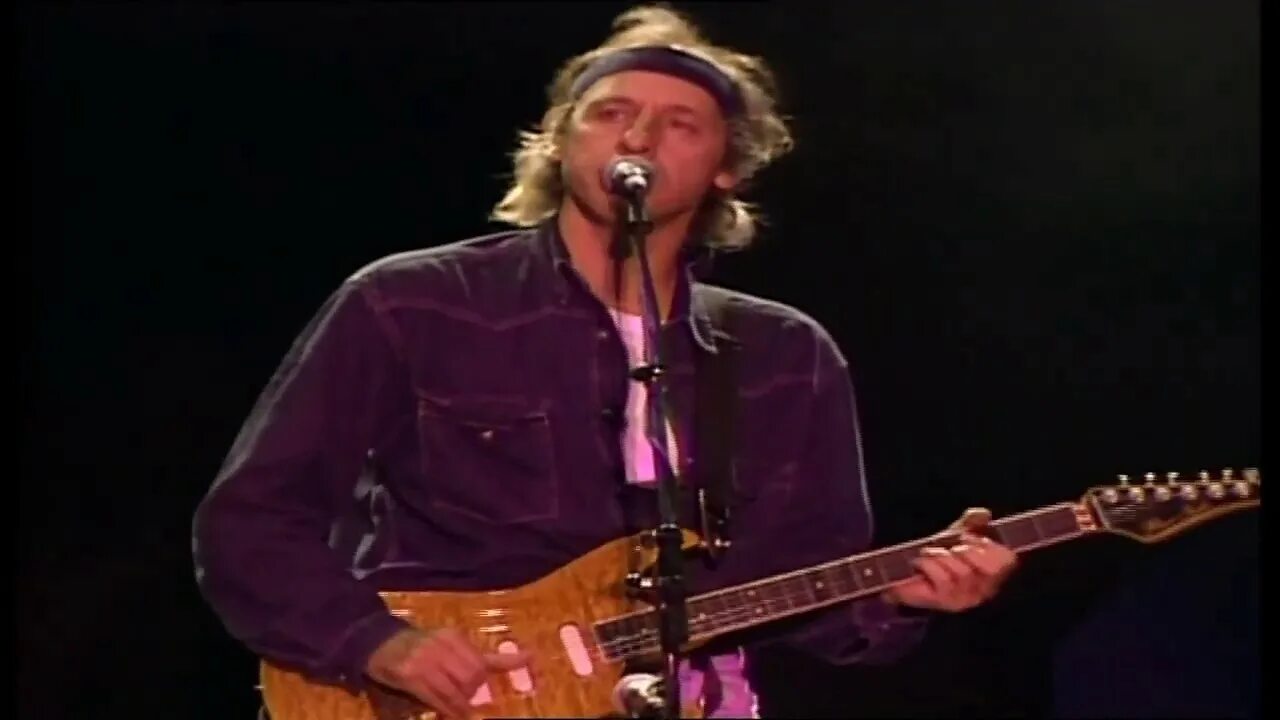 Dire Straits on every Street 1991. Dire Straits you and your friend. Dire Straits on every Street обложка. Дайр Стрейтс футболка. You and your friend dire