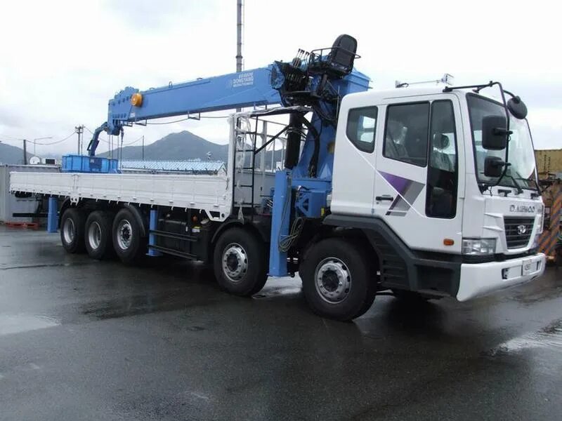 Манипулятор домодедово. Манипулятор (6м) 5т. Isuzu giga манипулятор. Isuzu giga кму. Манипулятор в домодедово.